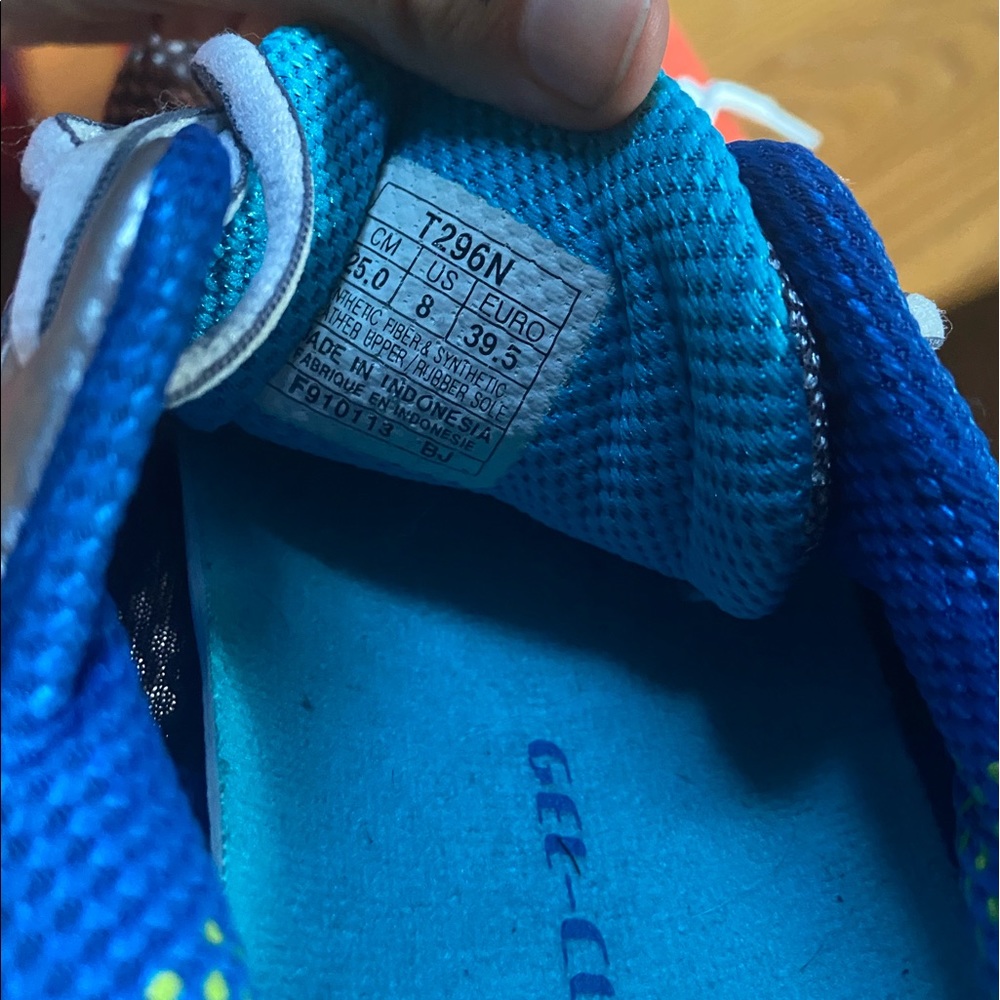 ASICS RUNNINGS SHOES - Picture 3 of 3